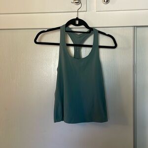Cropped lululemon tank top
